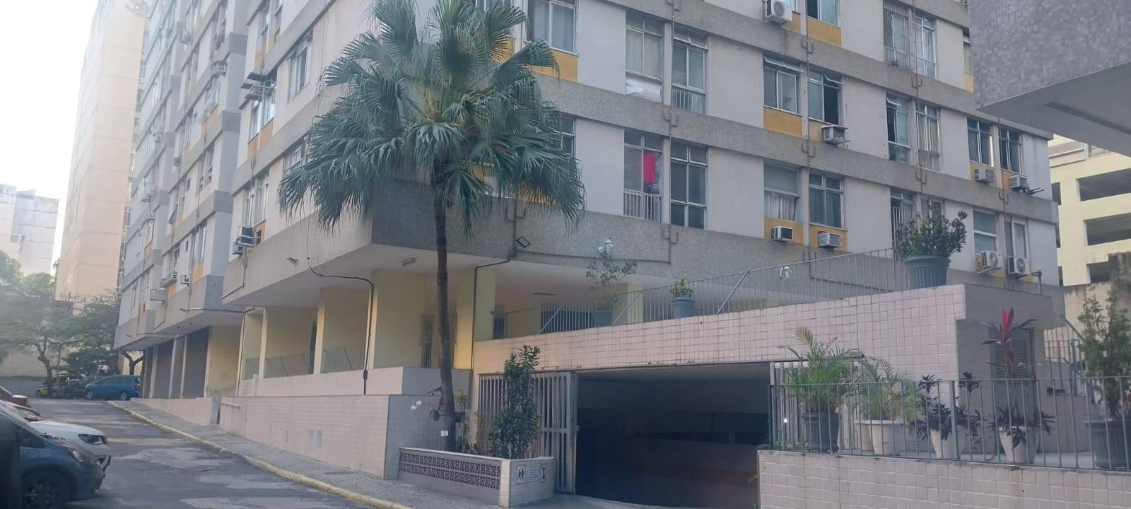 Leia mais sobre o artigo Lapa – 2 quartos – Rua dos Inválidos, 138 apto 106 – Apartamento padrão